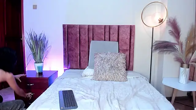 AylaStone online show from 02/19/26, 06:15