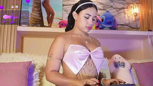 Adriana crof online show from 02/22/26, 03:51