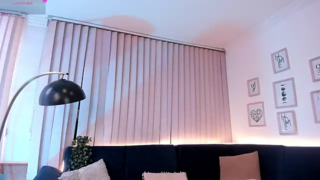 agata volkov online show from 03/03/26, 08:26