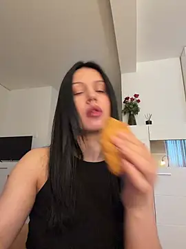 Snapshot of lorry6 chatting on 02/19/26, 07:37 lorry6 online show from 02/19/26, 07:37