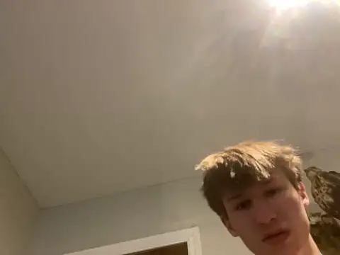 yourwhiteboy1 online show from 03/05/26, 01:01