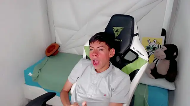 Liarr  online show from 02/16/26, 08:05