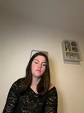 kiaraaaa75 online show from 02/14/26, 05:32