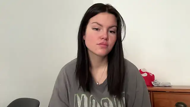 kiaraaaa75 online show from 03/01/26, 01:57