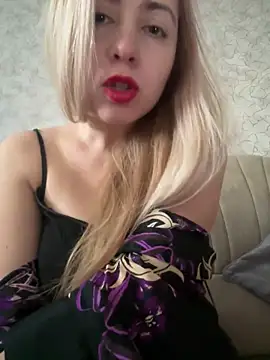 Snapshot of NikkiMis chatting on 02/17/26, 08:22 NikkiMis online show from 02/17/26, 08:22