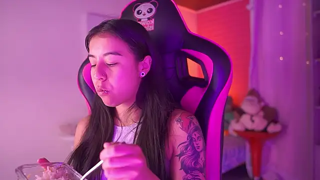 mavi boo online show from 02/02/26, 08:29