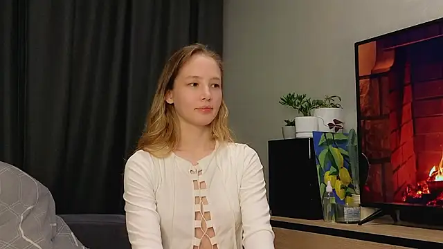 y0ur sunshinee online show from 02/11/26, 04:56