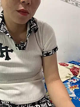 Baby-lovely69 online show from 04/14/26, 03:01