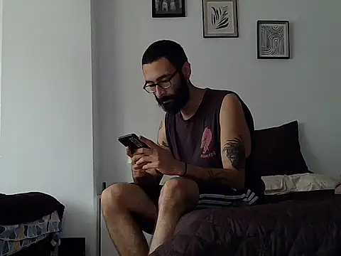 Snapshot of venus_midnight chatting on 03/12/26, 04:02 venus midnight online show from 03/12/26, 04:02