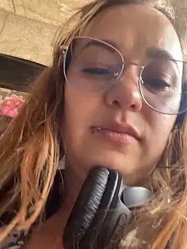 Tammy Parker online show from 04/30/26, 08:57