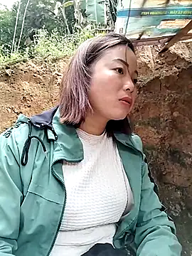 Ella-aa online show from 02/17/26, 02:41