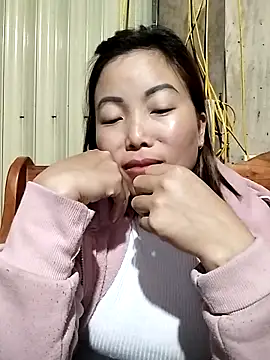 Ella-aa online show from 03/08/26, 01:47