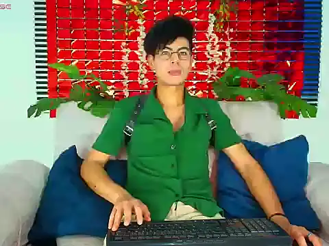 ThiiagoSaeenz online show from 02/13/26, 03:08