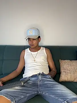 paulhot11 online show from 04/12/26, 10:26