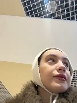 MiaTee online show from 02/13/26, 04:08