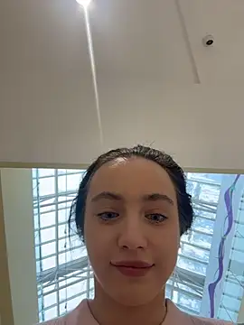 MiaTee online show from 02/15/26, 07:51