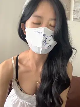 Snapshot of ShouSushi chatting on 03/15/26, 06:52 ShouSushi online show from 03/15/26, 06:52