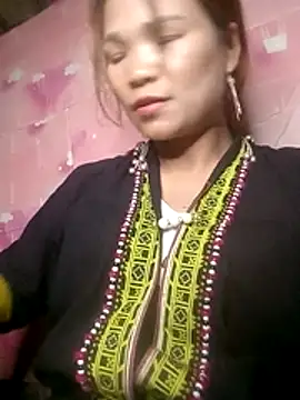 maymay-2000 online show from 02/05/26, 03:27