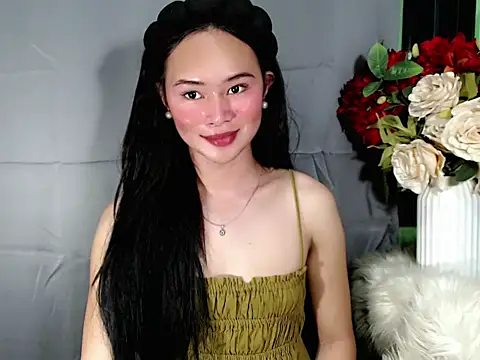 Snapshot of Sinfulrose_ chatting on 06/15/26, 03:31 Sinfulrose online show from 06/15/26, 03:31