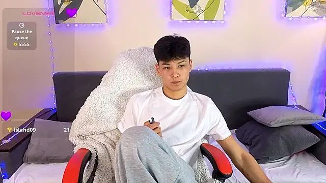 XanneLL online show from 03/05/26, 07:21