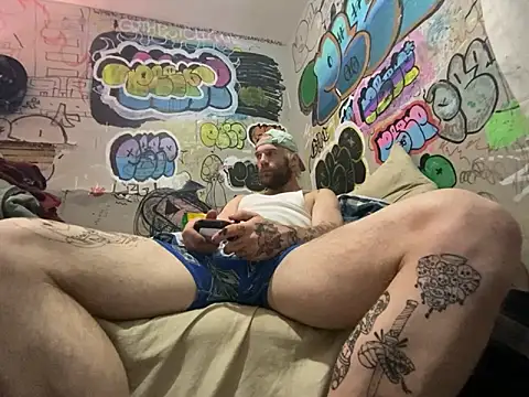 Snapshot of gothboiplzty chatting on 06/03/26, 06:16 gothboiplzty online show from 06/03/26, 06:16