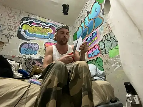 gothboiplzty online show from 06/20/26, 04:37
