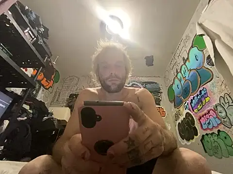 gothboiplzty online show from 07/04/26, 04:18