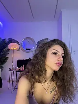 AnnastasiaJune online show from 02/08/26, 07:01