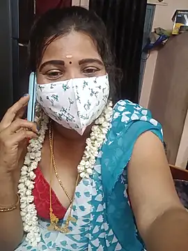 Snapshot of Madhusri_Tamil_Telugu chatting on 06/08/26, 04:18 Madhusri Tamil Telugu online show from 06/08/26, 04:18