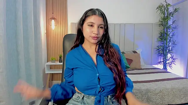 Victoria Rosee online show from 05/09/26, 12:54