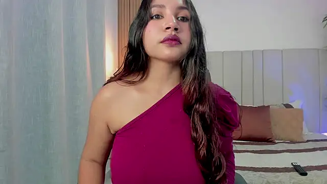 Victoria Rosee online show from 05/13/26, 06:16