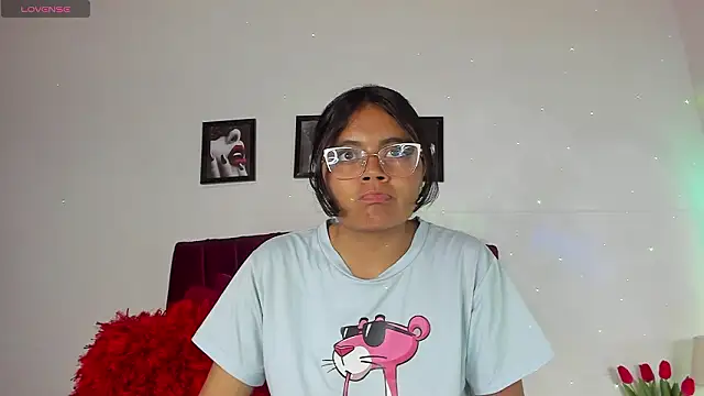 luna velveth online show from 02/11/26, 02:27