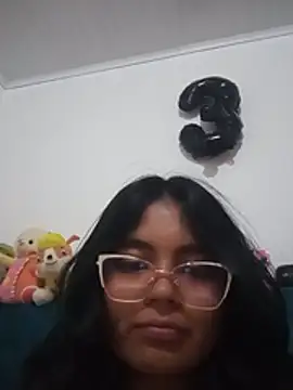 luna velveth online show from 03/11/26, 06:47