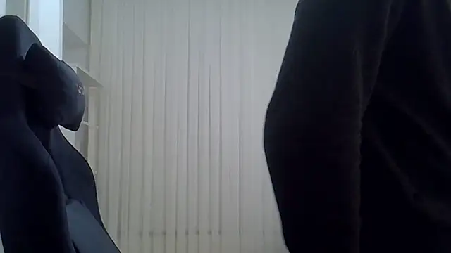 Snapshot of ciceroable chatting on 05/19/26, 09:32 ciceroable online show from 05/19/26, 09:32