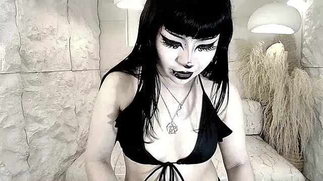 vampkitty r online show from 02/03/26, 12:54