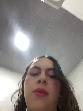 Snapshot of Annie_bonnie_ chatting on 03/06/26, 11:28 Annie bonnie online show from 03/06/26, 11:28