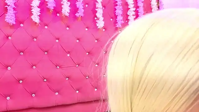 Lunaa Brunettee online show from 03/07/26, 03:36