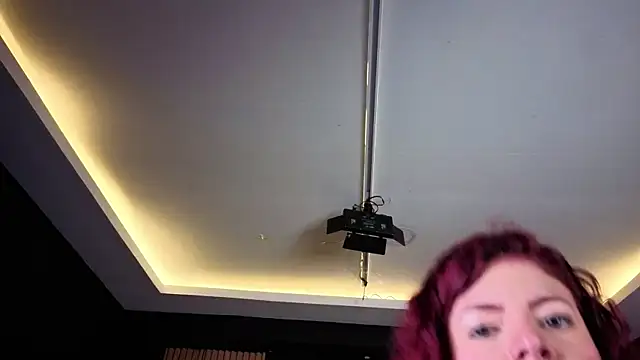 MiaTorres4 online show from 04/28/26, 12:32