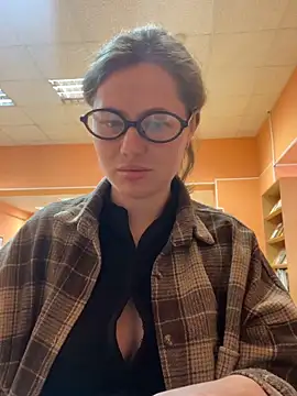 Snapshot of AsynaYuuki chatting on 02/28/26, 11:11 AsynaYuuki online show from 02/28/26, 11:11