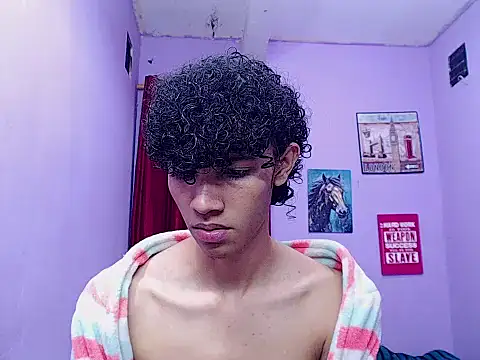 bigcock twinks online show from 02/21/26, 11:28