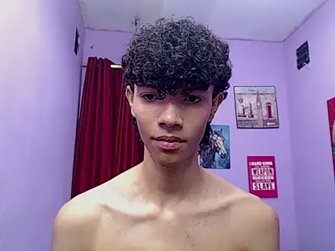 bigcock twinks online show from 04/01/26, 07:11