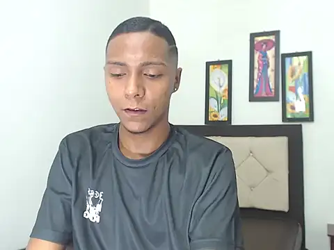 hotboyluxe online show from 03/03/26, 03:23