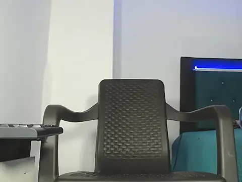 hotboyluxe online show from 04/30/26, 01:28