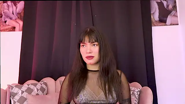 dakotacollins  online show from 02/15/26, 05:20