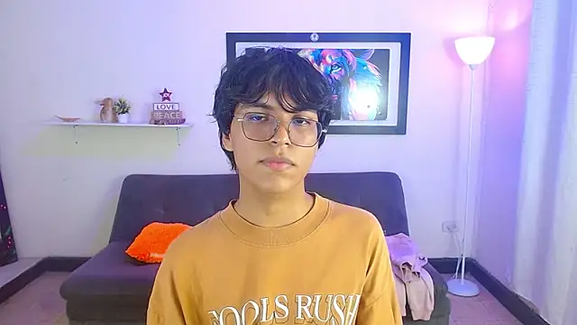 Maecum18 online show from 02/23/26, 09:23