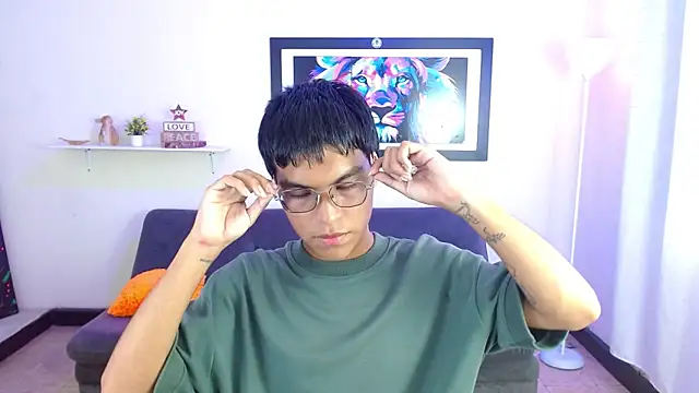 Maecum18 online show from 04/07/26, 08:42