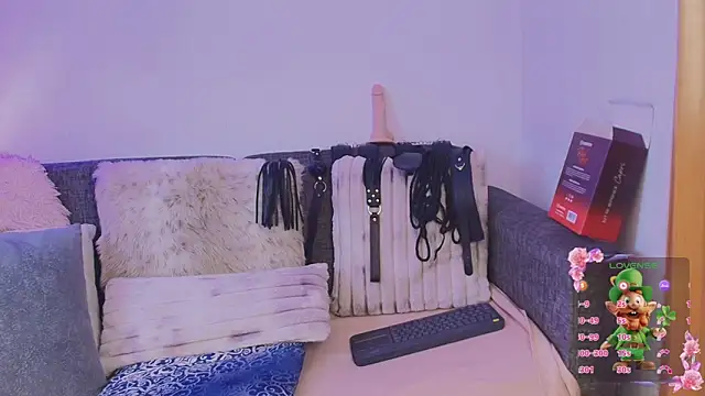 Angela mature49 online show from 03/18/26, 08:12