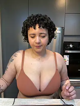 BabyChanntal online show from 02/19/26, 12:56