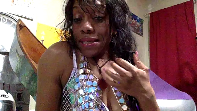 NatalieGainer goodies online show from 02/11/26, 01:10