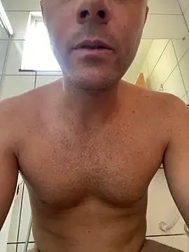 Snapshot of Steves24 chatting on 03/04/26, 06:14 Steves24 online show from 03/04/26, 06:14